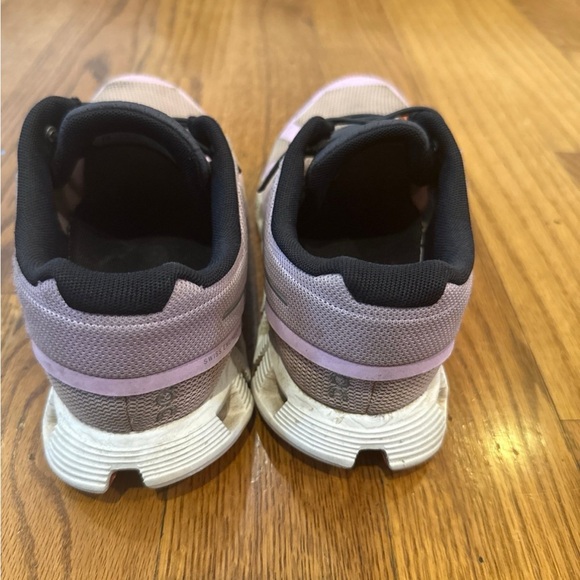On Running Pink and Gray Sneakers - Picture 5 of 6